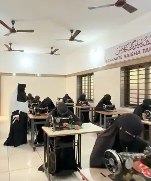 barkaate-aaisha-tailoring-class